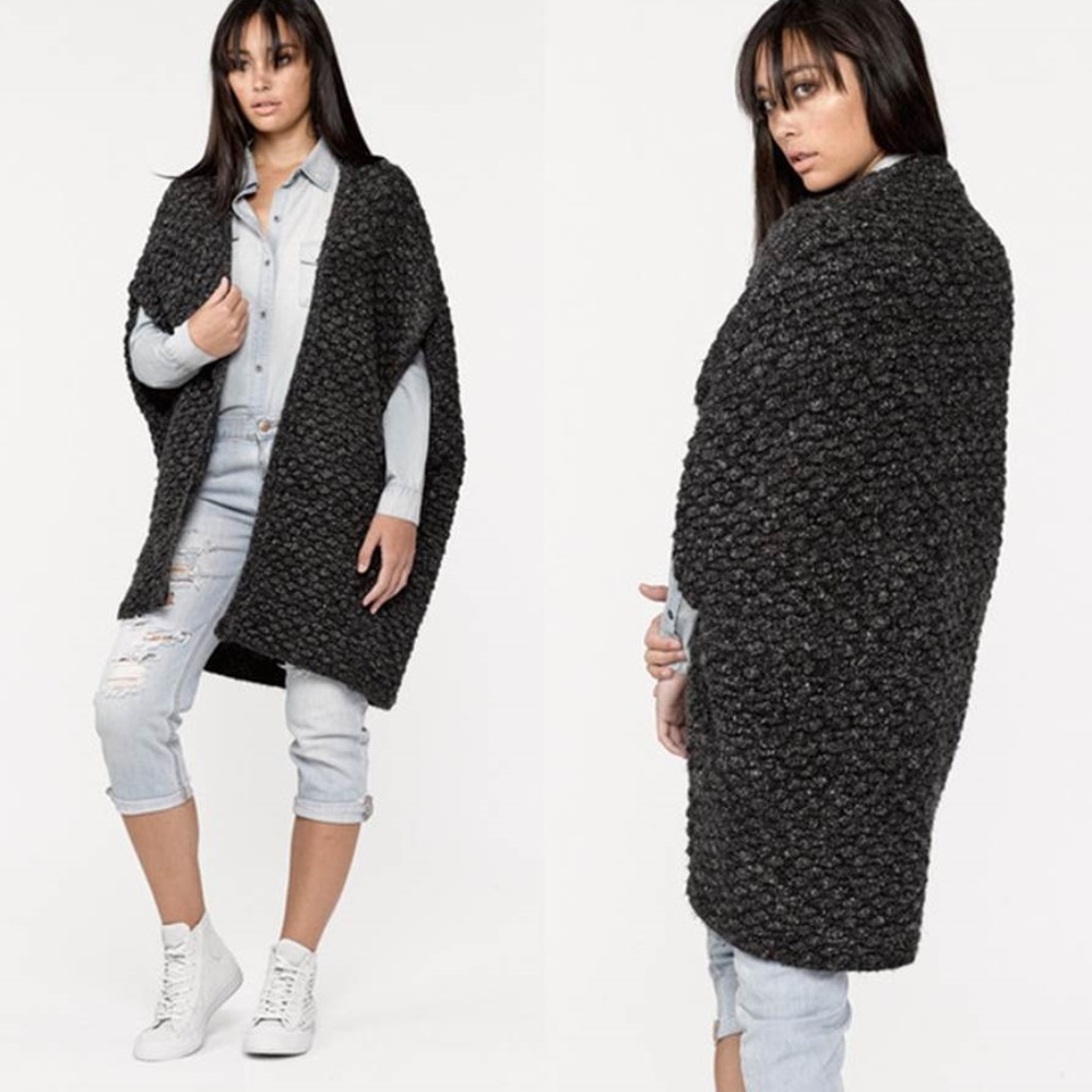 NWT LOVE STITCH Gray Drop Shoulder Cocoon Sweater